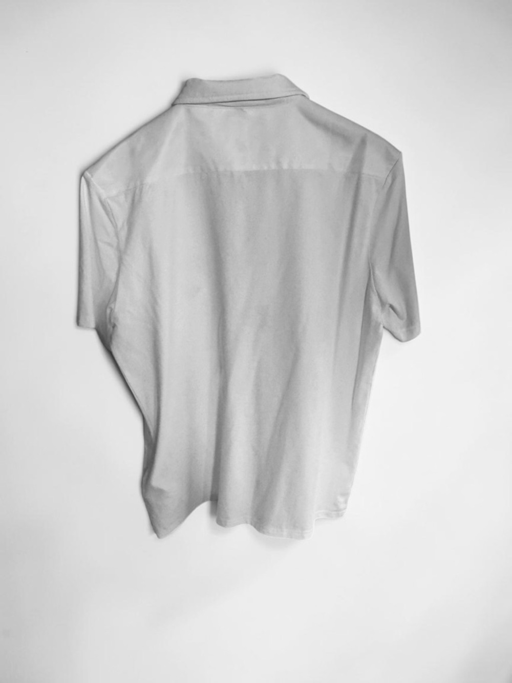 Prada White Short-Sleeve Polo with Chest Pocket and Logo Patch - Picture 2 of 5